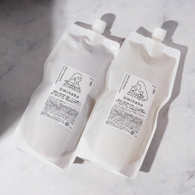 うるうシャンプー＆うるうトリートメント（詰め替えセット）の画像。詰替用は非常にお得。